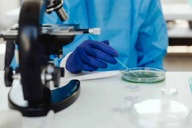 A Doctor Infected Himself With Stomach Bacteria to Prove the Medical World Wrong About Ulcers