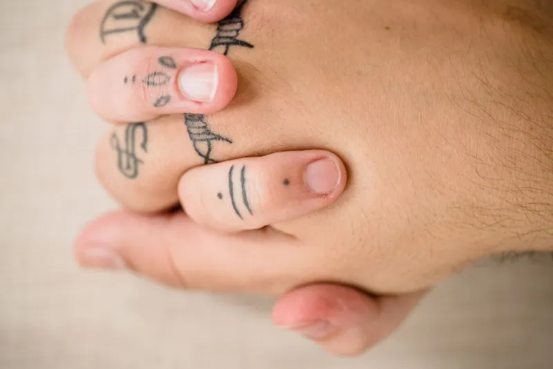 One Doctor Spent 60 Years Cracking His Knuckles to Prove a Point — And the Results Are Worth Knowing